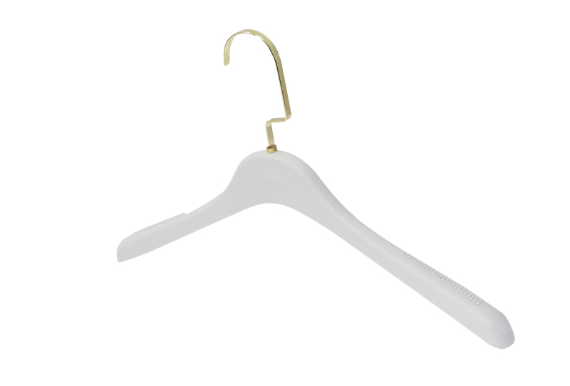Percha de plástico blanca elegante y con estilo