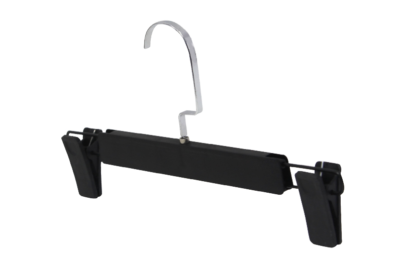 Percha para pantalones de diseño clásico negro